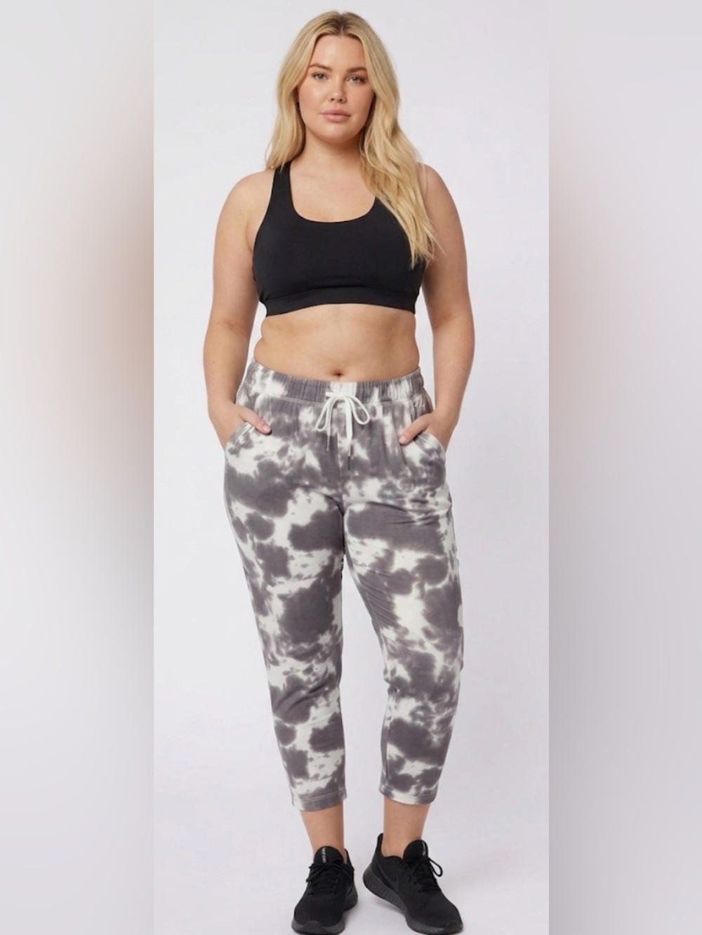 Scorpio Sol Fare Crop Jogger